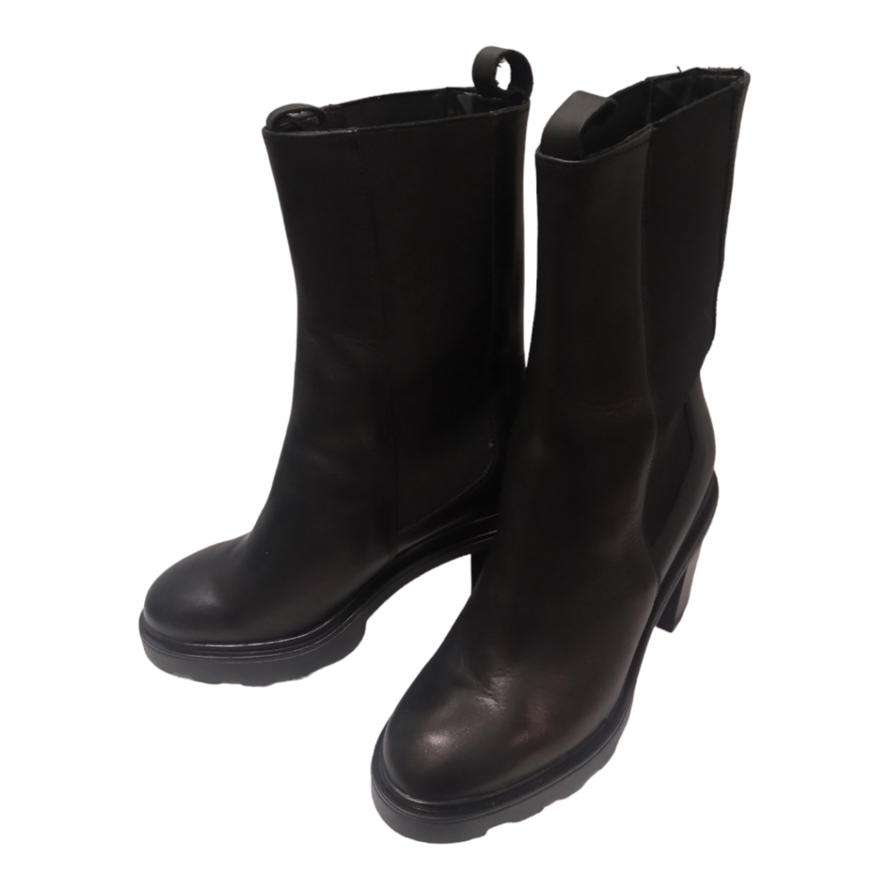 Black Leather Boots